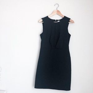 Like new Andeawy Flattering Black sheath dress